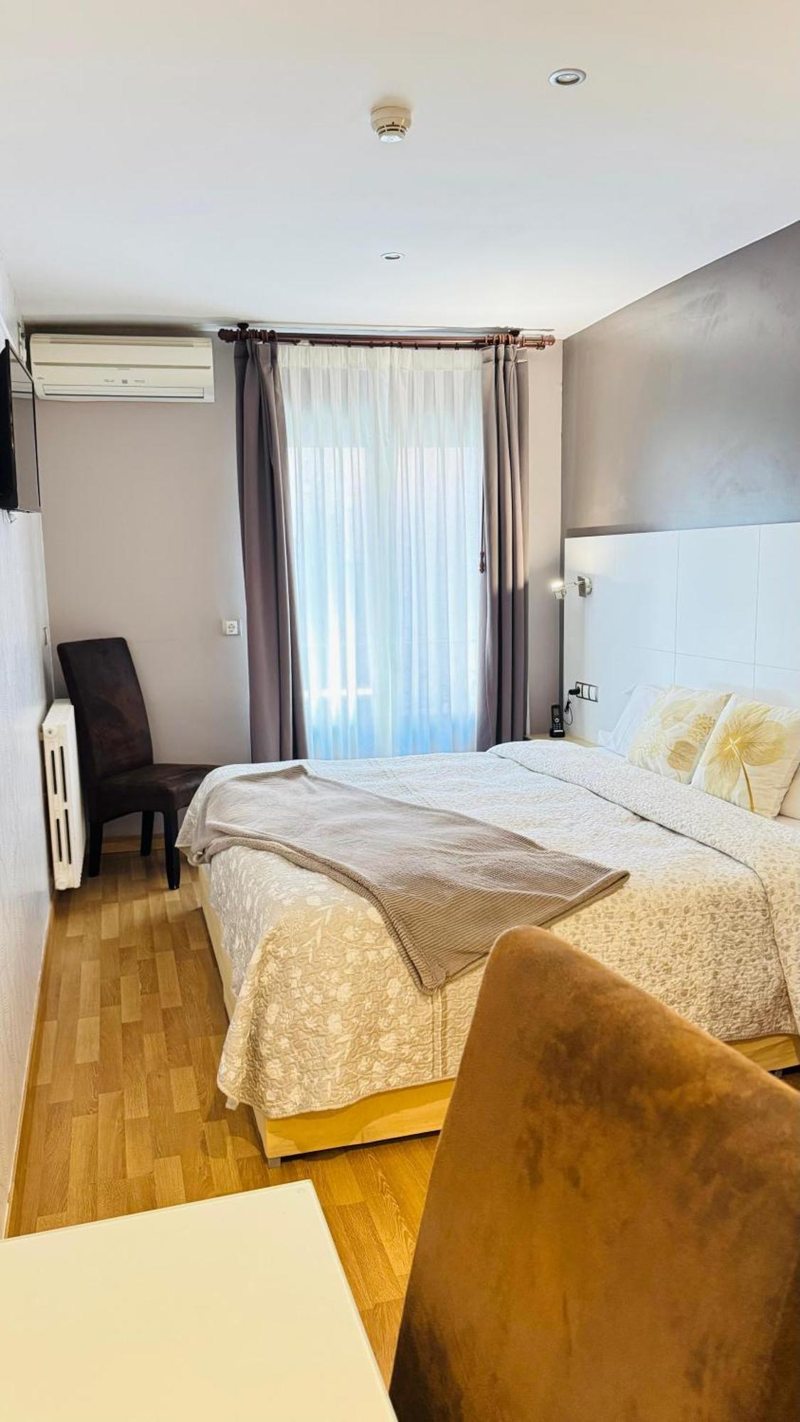 Hotel El Acebo 하카 외부 사진