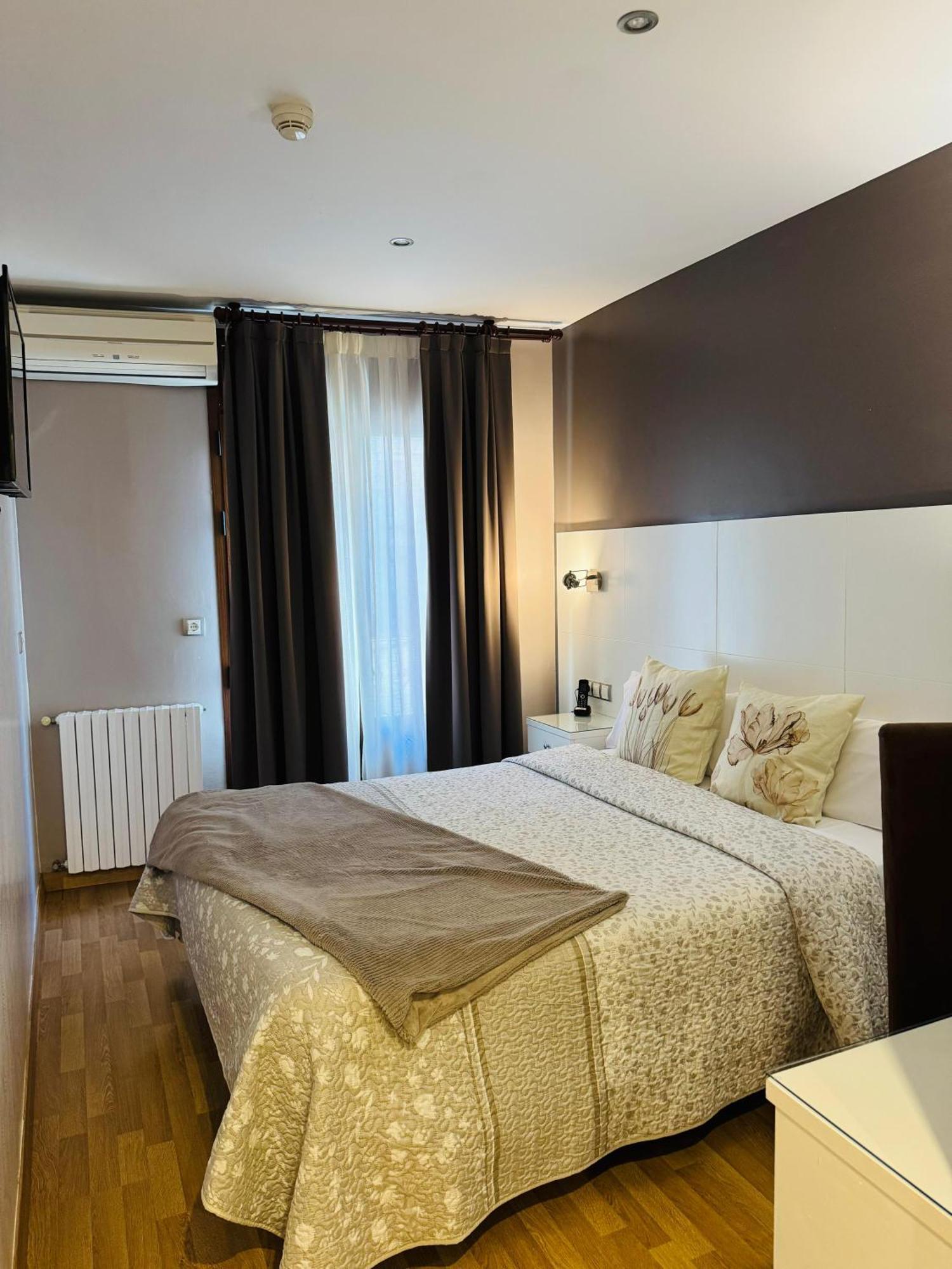Hotel El Acebo 하카 외부 사진