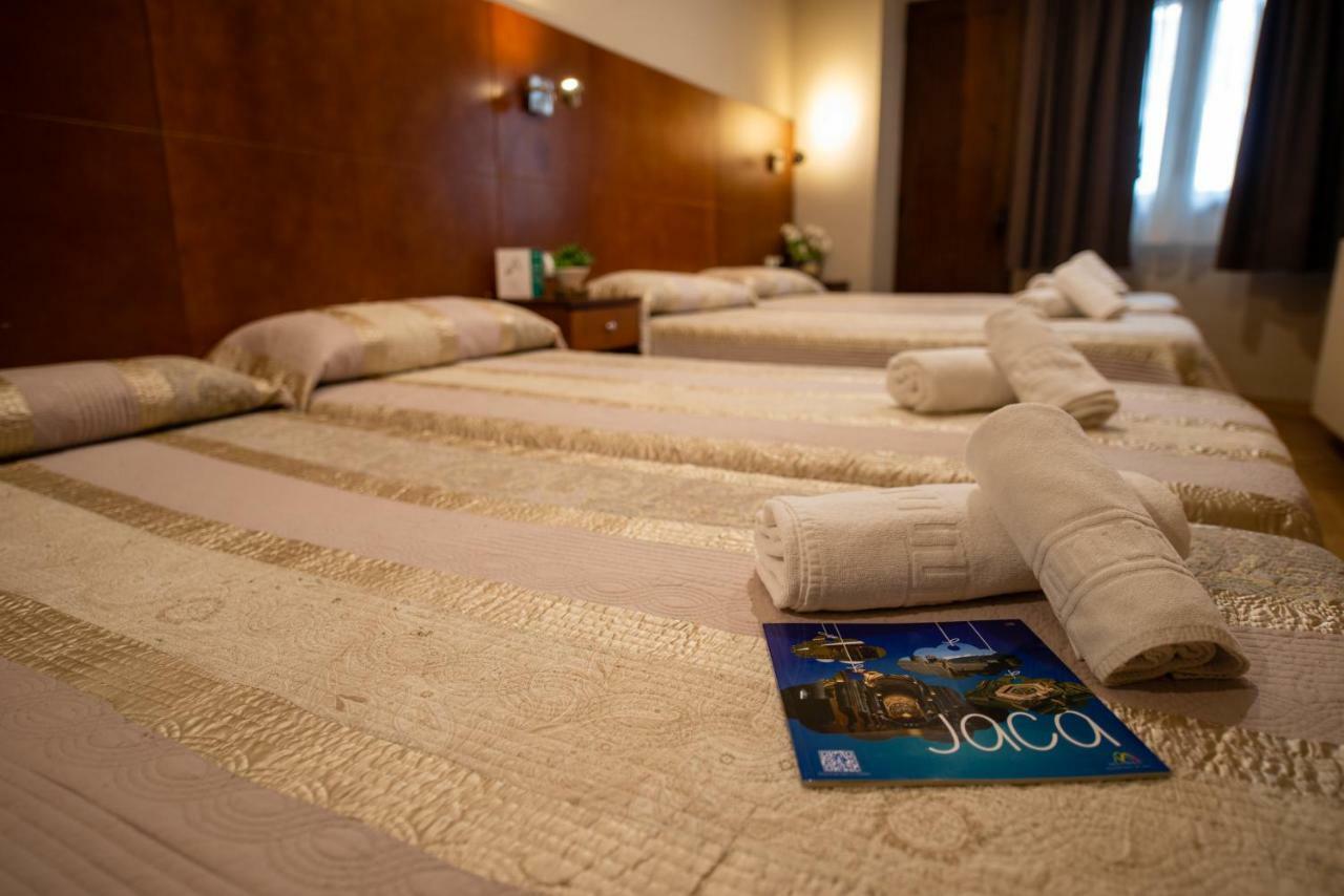 Hotel El Acebo 하카 외부 사진