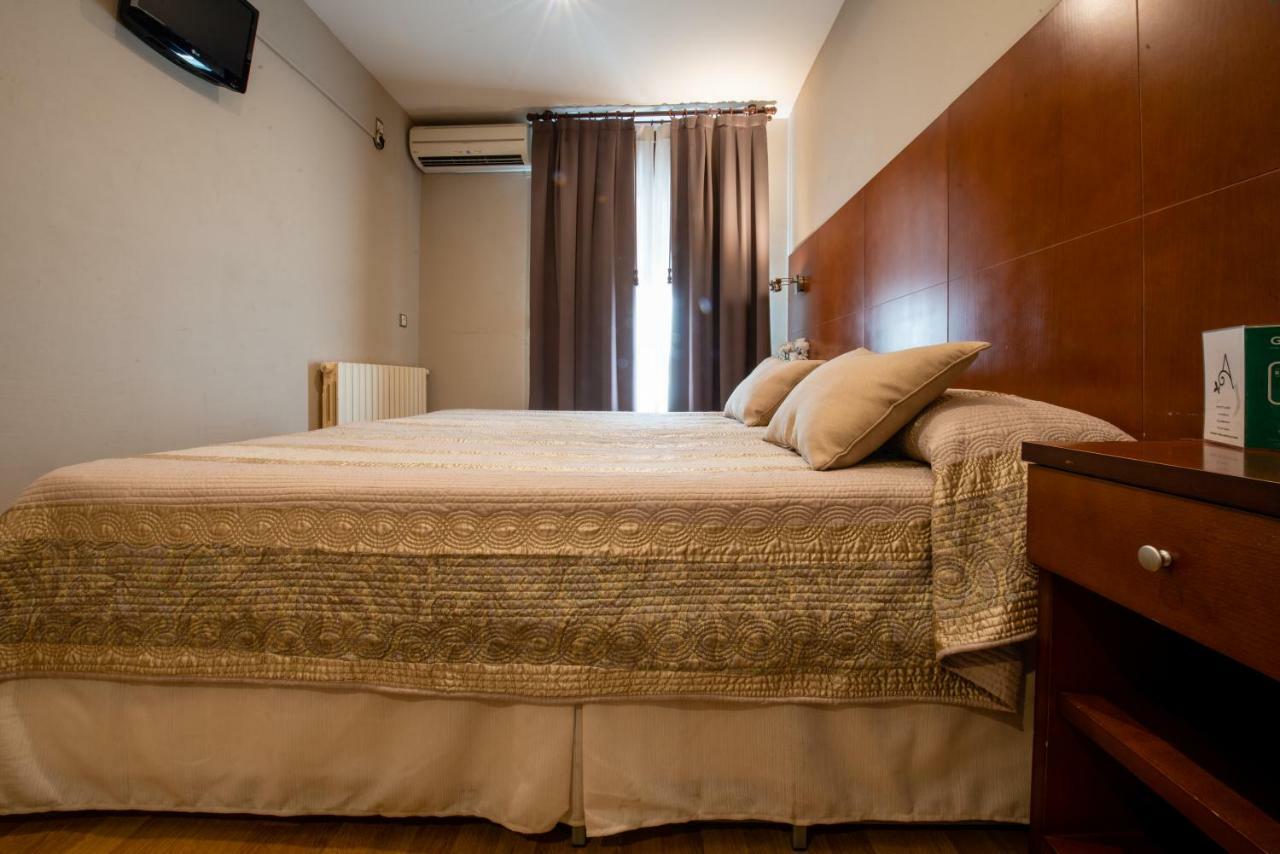 Hotel El Acebo 하카 외부 사진